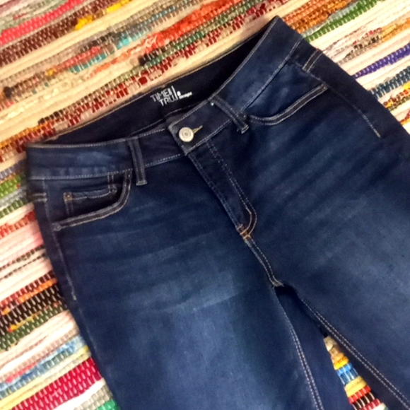 Time and Tru Straight Leg Jeans-#1795 - Picture 1 of 12